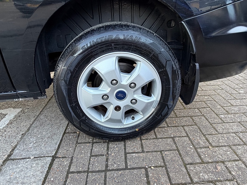 Ford Transit Custom 2.0 TDCi 290 Limited Panel Van 5dr Diesel Manual L1 H1 (163 g/km, 128 bhp) - U10003806