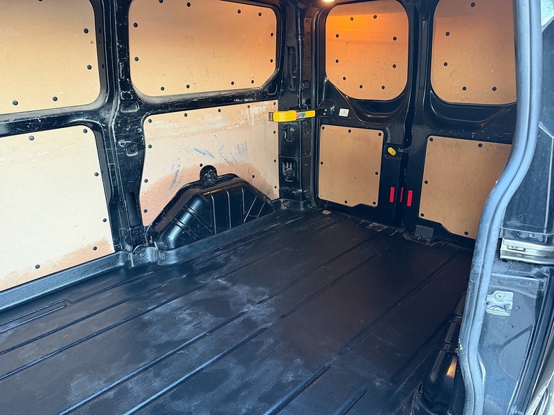 Ford Transit Custom 2.0 TDCi 290 Limited Panel Van 5dr Diesel Manual L1 H1 (163 g/km, 128 bhp) - U10003806