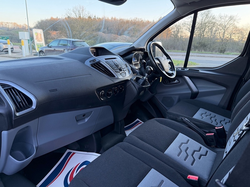Ford Transit Custom 2.0 TDCi 290 Limited Panel Van 5dr Diesel Manual L1 H1 (163 g/km, 128 bhp) - U10003806