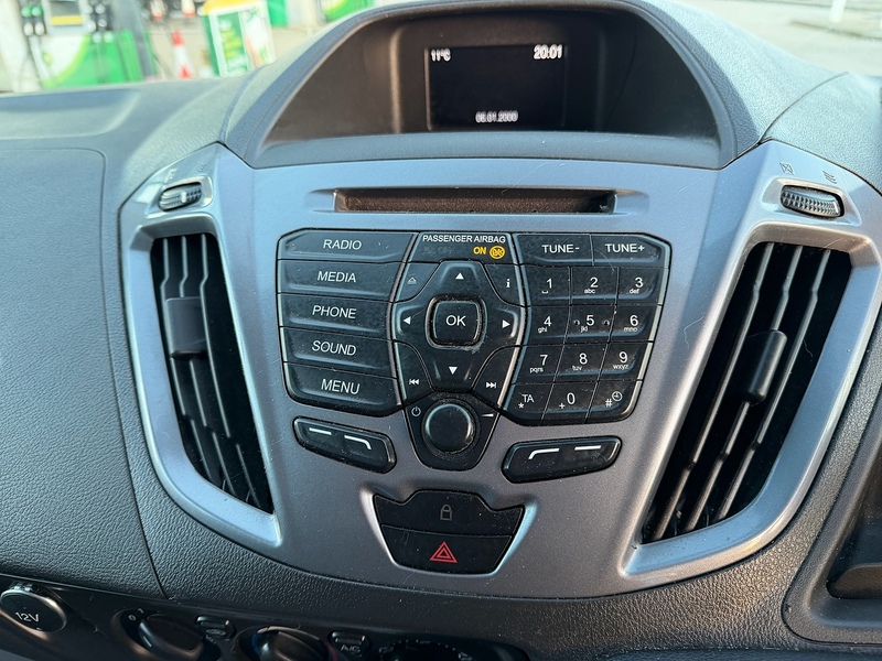 Ford Transit Custom 2.0 TDCi 290 Limited Panel Van 5dr Diesel Manual L1 H1 (163 g/km, 128 bhp) - U10003806