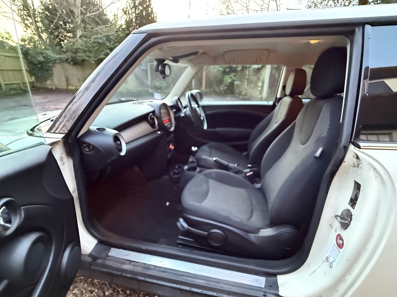 MINI Hatch 1.6 One Hatchback 3dr Petrol Manual Euro 5 (98 ps) - U10003807