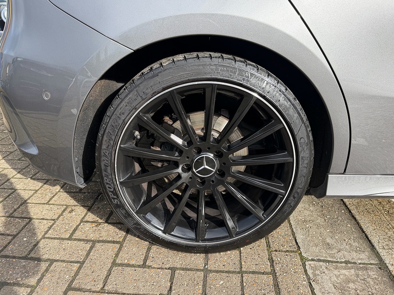 Mercedes-Benz A Class 1.3 A200 AMG Line (Premium) Hatchback 5dr Petrol 7G-DCT Euro 6 (s/s) (163 ps) - U10003808