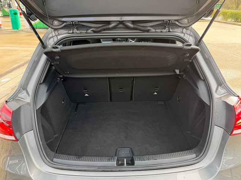 Mercedes-Benz A Class 1.3 A200 AMG Line (Premium) Hatchback 5dr Petrol 7G-DCT Euro 6 (s/s) (163 ps) - U10003808