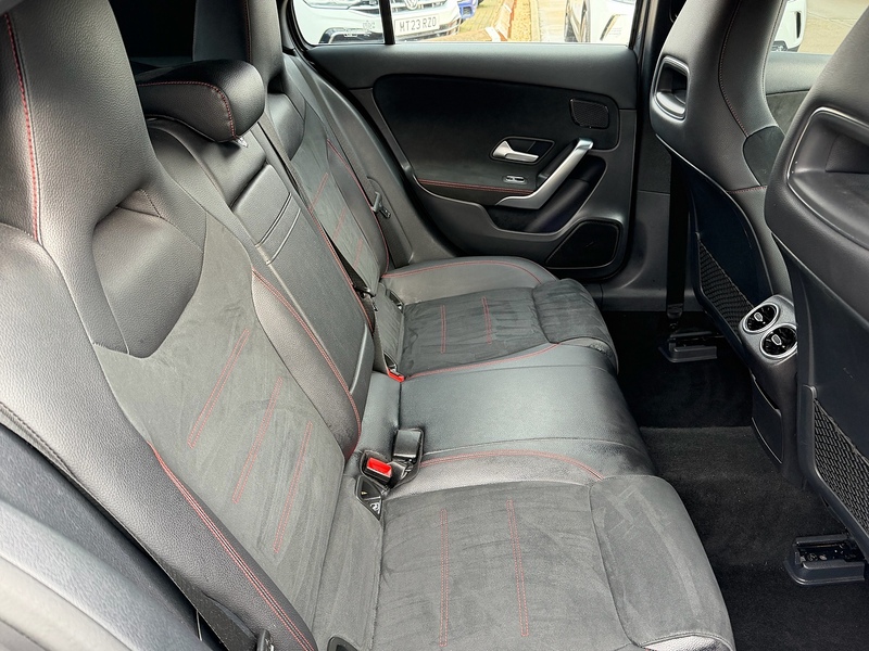 Mercedes-Benz A Class 1.3 A200 AMG Line (Premium) Hatchback 5dr Petrol 7G-DCT Euro 6 (s/s) (163 ps) - U10003808