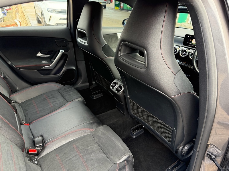 Mercedes-Benz A Class 1.3 A200 AMG Line (Premium) Hatchback 5dr Petrol 7G-DCT Euro 6 (s/s) (163 ps) - U10003808