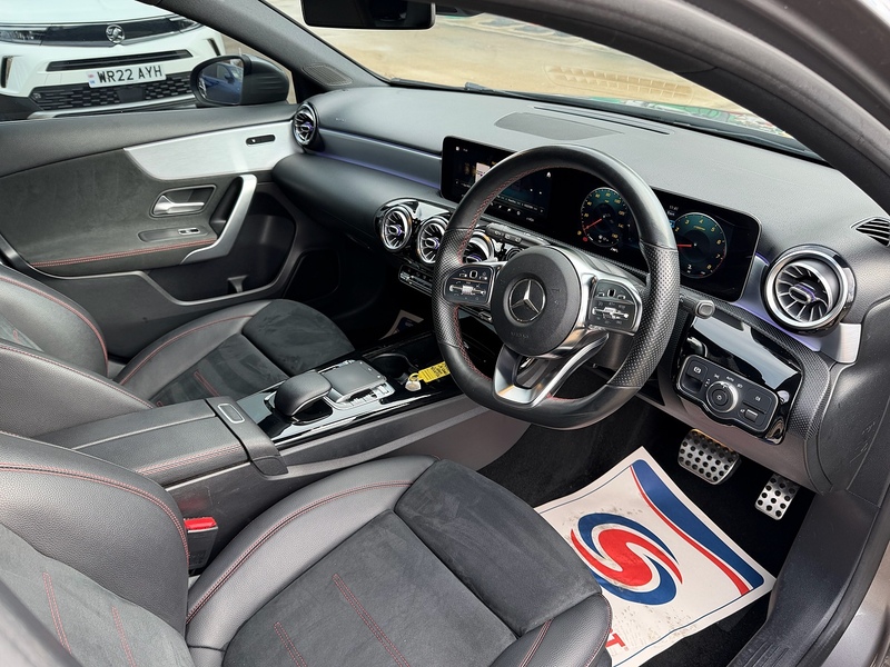 Mercedes-Benz A Class 1.3 A200 AMG Line (Premium) Hatchback 5dr Petrol 7G-DCT Euro 6 (s/s) (163 ps) - U10003808