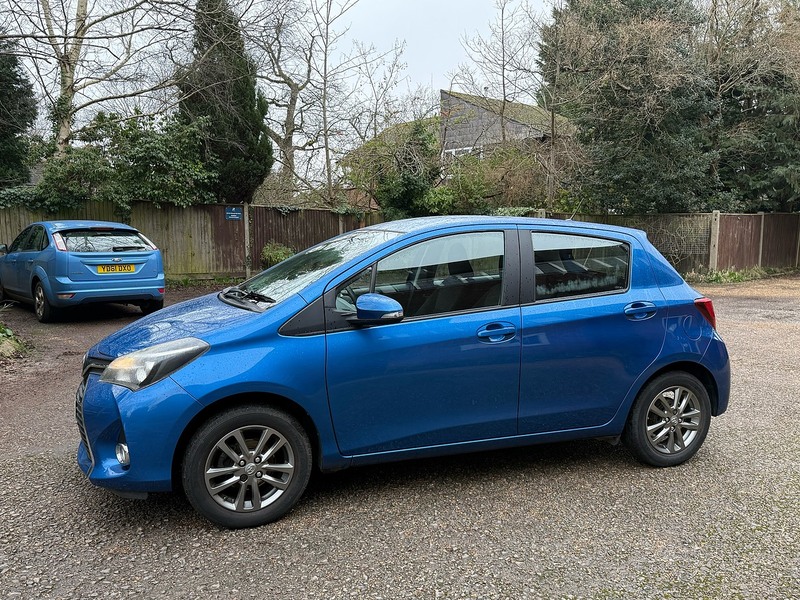 Toyota Yaris 1.33 Dual VVT-i Icon Hatchback 5dr Petrol Manual Euro 5 Euro 5 (99 ps) - U10003809