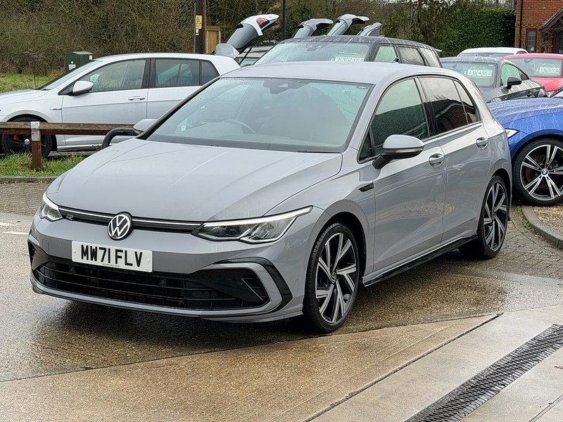 Volkswagen Golf 1.5 eTSI MHEV R-Line Hatchback 5dr Petrol Hybrid DSG Euro 6 (s/s) (150 ps) - U10003810