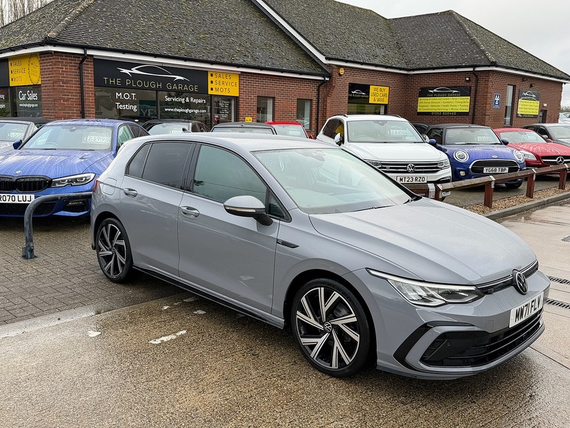 Volkswagen Golf 1.5 eTSI MHEV R-Line Hatchback 5dr Petrol Hybrid DSG Euro 6 (s/s) (150 ps) - U10003810