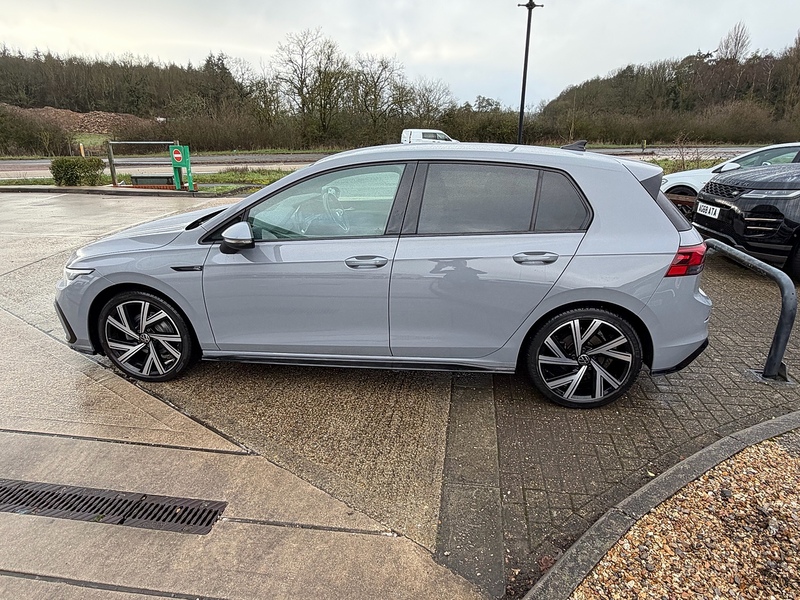 Volkswagen Golf 1.5 eTSI MHEV R-Line Hatchback 5dr Petrol Hybrid DSG Euro 6 (s/s) (150 ps) - U10003810