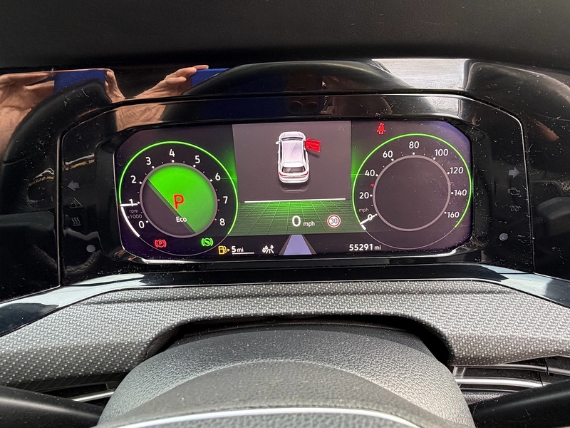 Volkswagen Golf 1.5 eTSI MHEV R-Line Hatchback 5dr Petrol Hybrid DSG Euro 6 (s/s) (150 ps) - U10003810