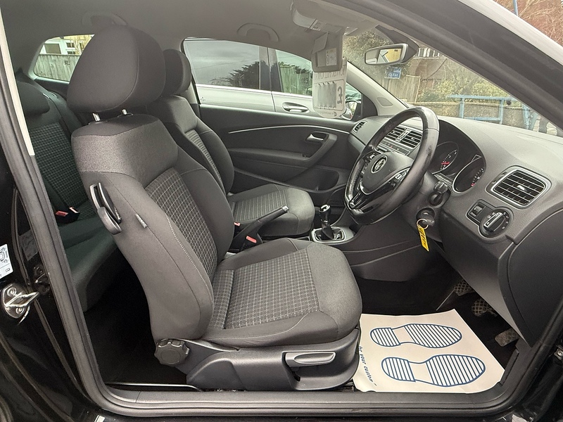 Volkswagen Polo 1.0 BlueMotion Tech Match Edition Hatchback 3dr Petrol Manual Euro 6 (s/s) (75 ps) - U10003814