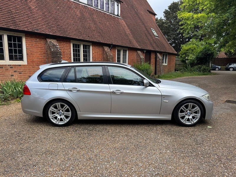 BMW 3 Series 2.0 320d M Sport Touring 5dr Diesel Manual Euro 5 (184 ps) - U10003816