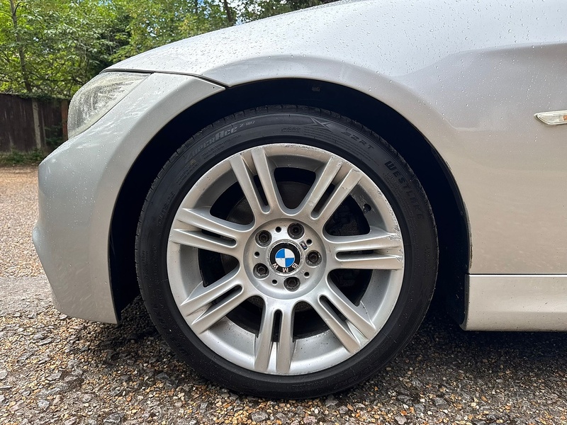 BMW 3 Series 2.0 320d M Sport Touring 5dr Diesel Manual Euro 5 (184 ps) - U10003816