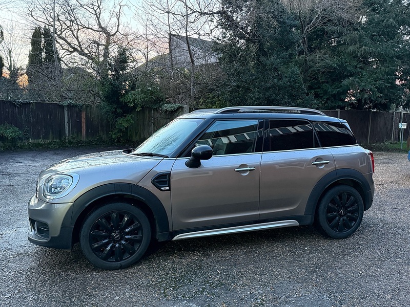 MINI Countryman 1.5 Cooper SUV 5dr Petrol Manual Euro 6 (s/s) (136 ps) - U10003817