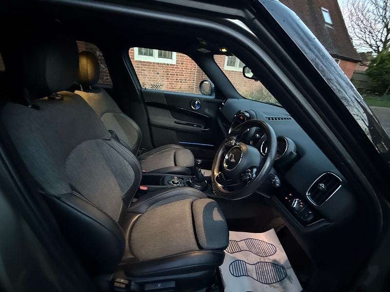 MINI Countryman 1.5 Cooper SUV 5dr Petrol Manual Euro 6 (s/s) (136 ps) - U10003817