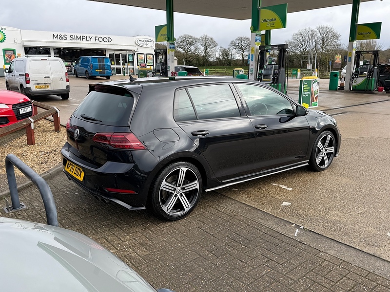 Volkswagen Golf 2.0 TSI R Hatchback 5dr Petrol DSG 4Motion Euro 6 (s/s) (300 ps) - U10003818