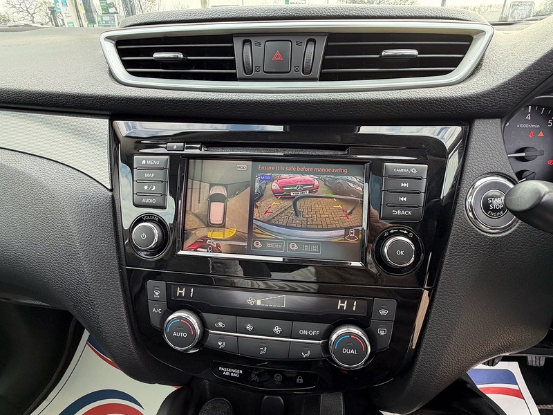 Nissan Qashqai 1.3 DIG-T Tekna SUV 5dr Petrol Manual Euro 6 (s/s) (140 ps) - U10003819