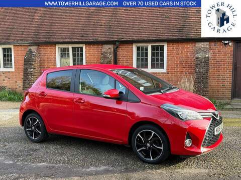 Toyota Yaris 1.5 SKYACTIV-G Sport Nav Hatchback 5dr Petrol Manual Euro 6 (s/s) (90 ps)