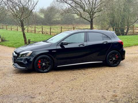 Mercedes-Benz A Class 2.0 A45 AMG Hatchback 5dr Petrol SpdS DCT 4MATIC Euro 6 (s/s) (381 ps) - U10003824