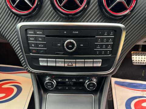 Mercedes-Benz A Class 2.0 A45 AMG Hatchback 5dr Petrol SpdS DCT 4MATIC Euro 6 (s/s) (381 ps) - U10003824