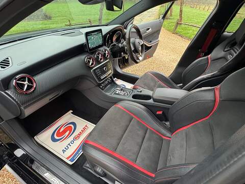 Mercedes-Benz A Class 2.0 A45 AMG Hatchback 5dr Petrol SpdS DCT 4MATIC Euro 6 (s/s) (381 ps) - U10003824