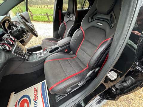 Mercedes-Benz A Class 2.0 A45 AMG Hatchback 5dr Petrol SpdS DCT 4MATIC Euro 6 (s/s) (381 ps) - U10003824