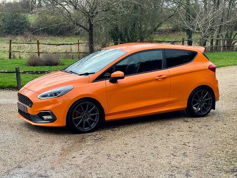 Ford Fiesta 1.5T EcoBoost ST Performance Edition Hatchback 3dr Petrol Manual Euro 6 (s/s) (200 ps) - U10003826