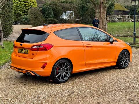 Ford Fiesta 1.5T EcoBoost ST Performance Edition Hatchback 3dr Petrol Manual Euro 6 (s/s) (200 ps) - U10003826