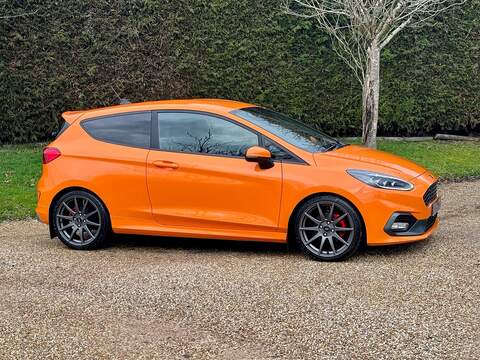Ford Fiesta 1.5T EcoBoost ST Performance Edition Hatchback 3dr Petrol Manual Euro 6 (s/s) (200 ps) - U10003826