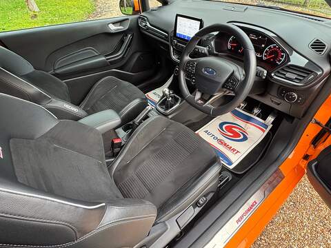 Ford Fiesta 1.5T EcoBoost ST Performance Edition Hatchback 3dr Petrol Manual Euro 6 (s/s) (200 ps) - U10003826