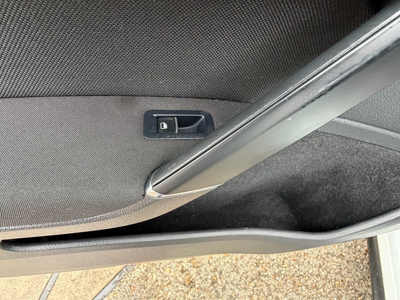 Volkswagen Golf 2.0 TSI BlueMotion Tech GTI Performance Hatchback 5dr Petrol Manual Euro 6 (s/s) (230 ps) - U10003828