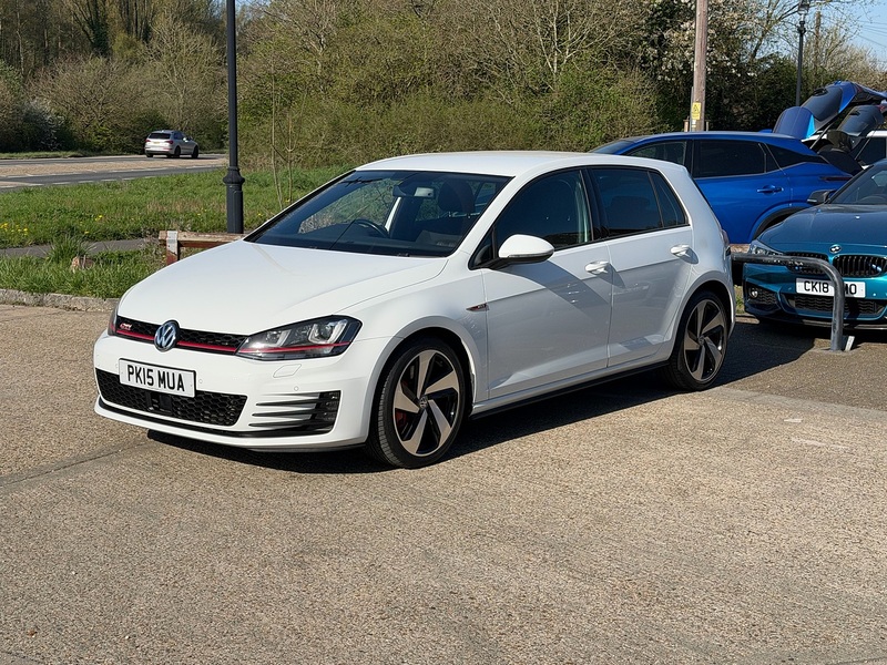 Volkswagen Golf 2.0 TSI BlueMotion Tech GTI Performance Hatchback 5dr Petrol Manual Euro 6 (s/s) (230 ps) - U10003828