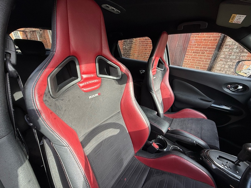 Nissan Juke 1.6 DIG-T Nismo RS SUV 5dr Petrol XTRON 4WD Euro 5 (214 ps) - U10003830