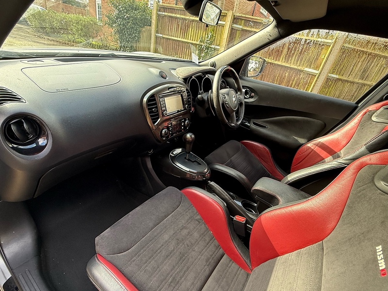 Nissan Juke 1.6 DIG-T Nismo RS SUV 5dr Petrol XTRON 4WD Euro 5 (214 ps) - U10003830