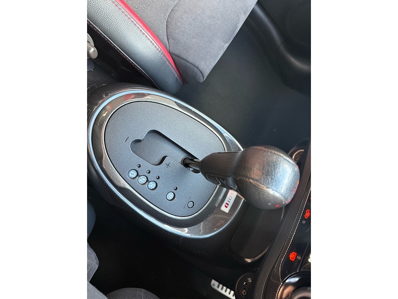 Nissan Juke 1.6 DIG-T Nismo RS SUV 5dr Petrol XTRON 4WD Euro 5 (214 ps) - U10003830