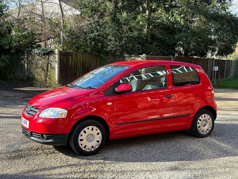 Volkswagen Fox 1.2 6V Urban Fox Hatchback 3dr Petrol Manual Euro 5 (60 ps) - U10003832