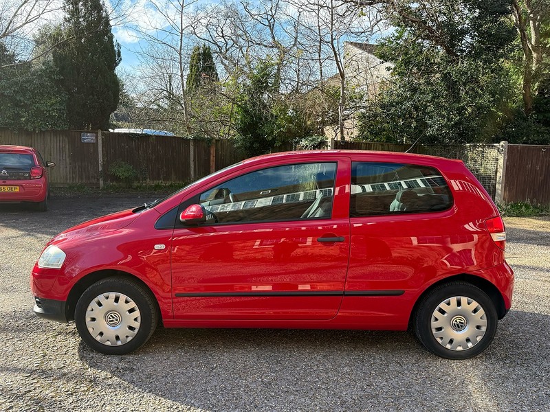 Volkswagen Fox 1.2 6V Urban Fox Hatchback 3dr Petrol Manual Euro 5 (60 ps) - U10003832