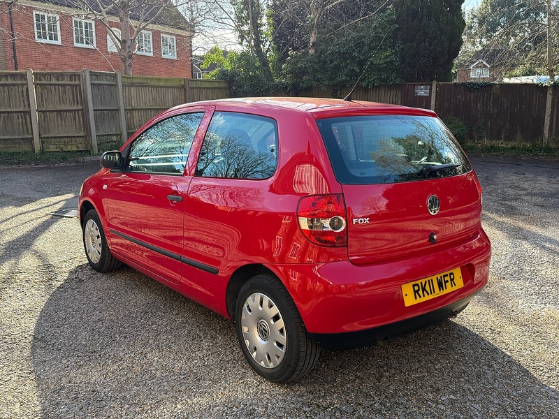 Volkswagen Fox 1.2 6V Urban Fox Hatchback 3dr Petrol Manual Euro 5 (60 ps) - U10003832