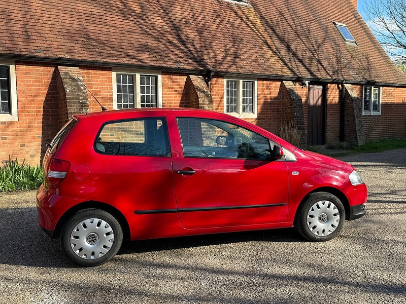 Volkswagen Fox 1.2 6V Urban Fox Hatchback 3dr Petrol Manual Euro 5 (60 ps) - U10003832