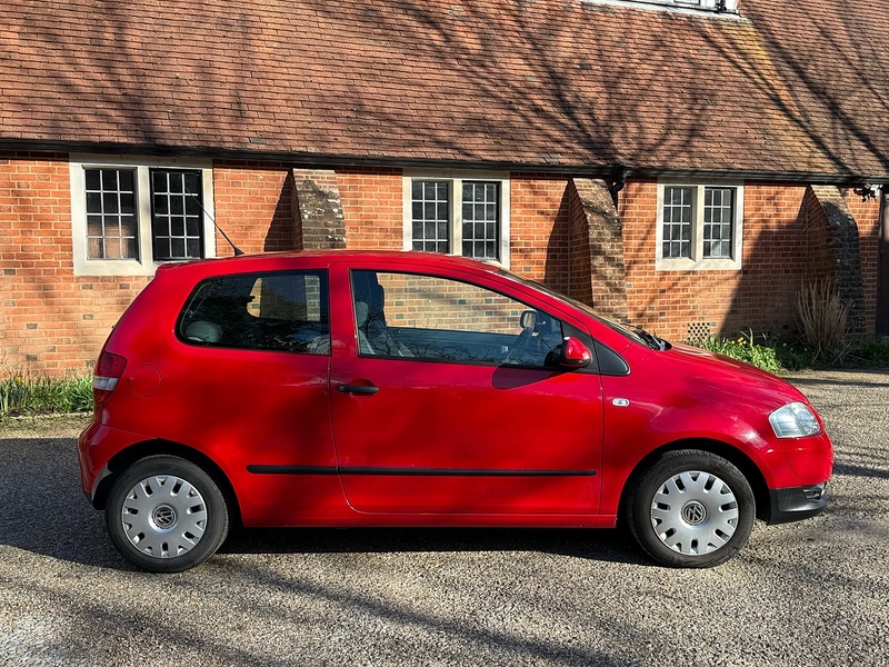 Volkswagen Fox 1.2 6V Urban Fox Hatchback 3dr Petrol Manual Euro 5 (60 ps) - U10003832