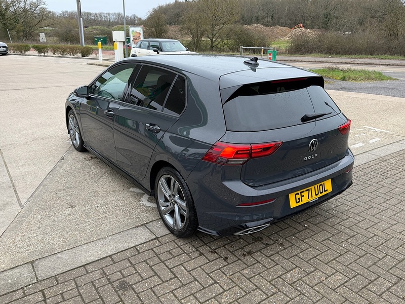 Volkswagen Golf 1.5 TSI R-Line Hatchback 5dr Petrol Manual Euro 6 (s/s) (150 ps) - U10003838