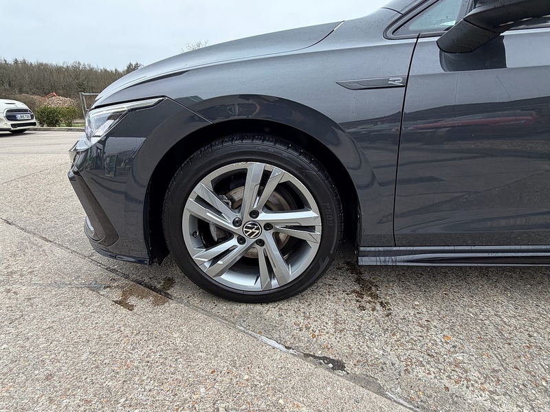 Volkswagen Golf 1.5 TSI R-Line Hatchback 5dr Petrol Manual Euro 6 (s/s) (150 ps) - U10003838