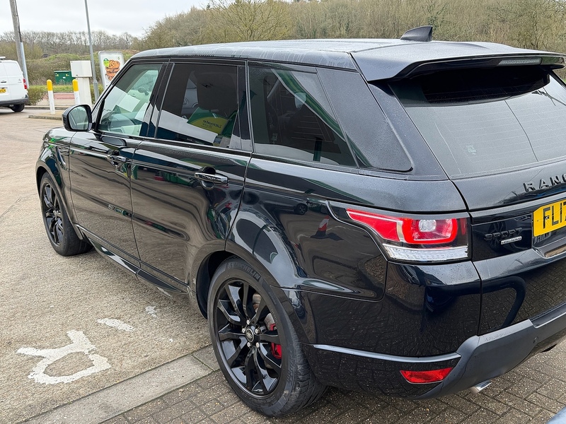 Land Rover Range Rover Sport 3.0 SD V6 HSE SUV 5dr Diesel Auto 4WD Euro 6 (s/s) (306 ps) - U10003839