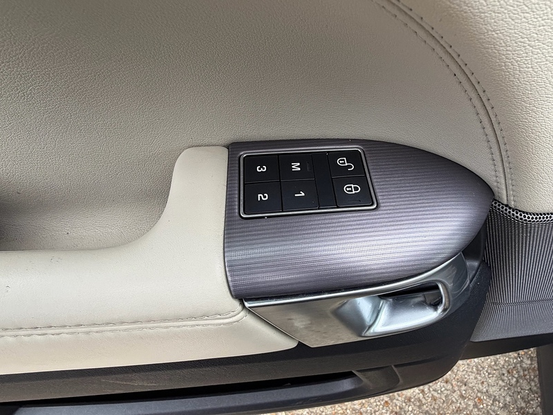 Land Rover Range Rover Sport 3.0 SD V6 HSE SUV 5dr Diesel Auto 4WD Euro 6 (s/s) (306 ps) - U10003839