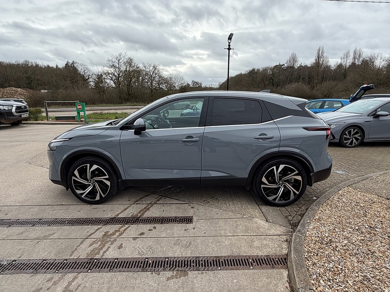 Nissan Qashqai 1.3 DIG-T MHEV Tekna+ SUV 5dr Petrol Hybrid XTRON Euro 6 (s/s) (158 ps) - U10003843