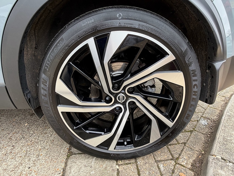 Nissan Qashqai 1.3 DIG-T MHEV Tekna+ SUV 5dr Petrol Hybrid XTRON Euro 6 (s/s) (158 ps) - U10003843