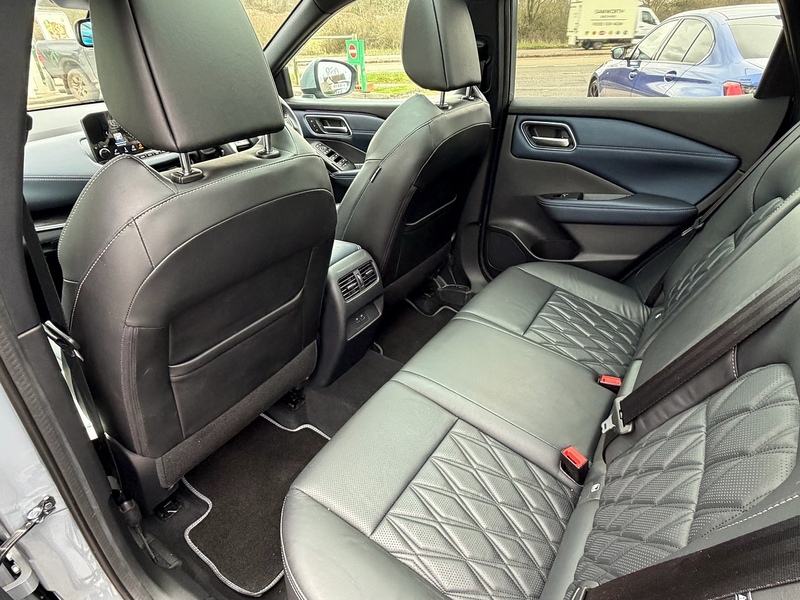 Nissan Qashqai 1.3 DIG-T MHEV Tekna+ SUV 5dr Petrol Hybrid XTRON Euro 6 (s/s) (158 ps) - U10003843