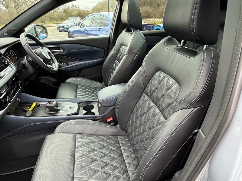 Nissan Qashqai 1.3 DIG-T MHEV Tekna+ SUV 5dr Petrol Hybrid XTRON Euro 6 (s/s) (158 ps) - U10003843