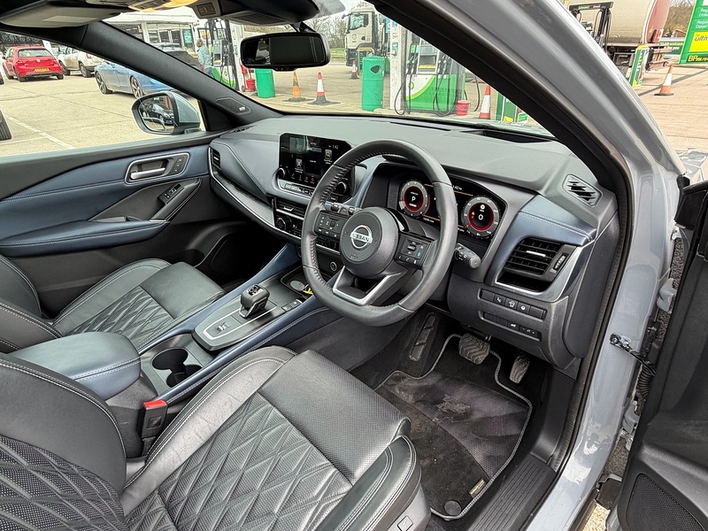 Nissan Qashqai 1.3 DIG-T MHEV Tekna+ SUV 5dr Petrol Hybrid XTRON Euro 6 (s/s) (158 ps) - U10003843